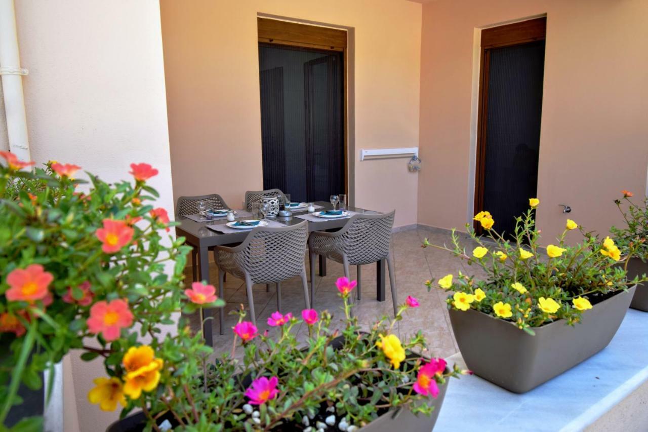 Petite Palace Rethimnon Buitenkant foto
